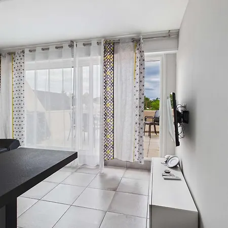 Chaleureux, Terrasse Sud - 4 Pers. - Fr-1-326-882